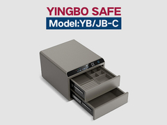 Δύο συναγερμοί σε χρηματοκιβώτιο κοσμημάτων πολυτελείας